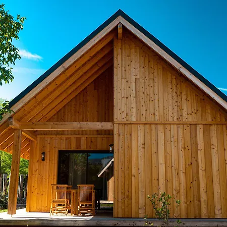 Les De Ripaille Tatil Evi *